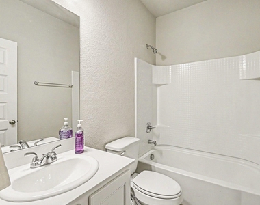 11013 Firebrush Lane - Photo Thumbnail 19