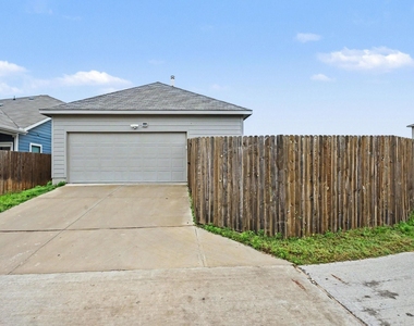 11013 Firebrush Lane - Photo Thumbnail 22