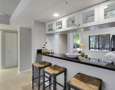 1601 Marina Isle Way - Photo Thumbnail 8
