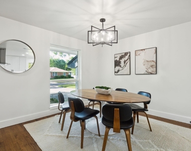 10228 San Juan Avenue - Photo Thumbnail 2
