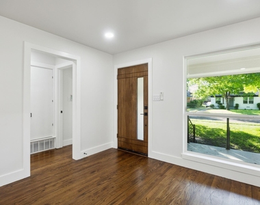 10228 San Juan Avenue - Photo Thumbnail 1