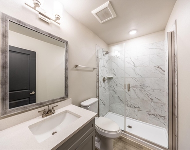 3353 Wynwood Drive - Photo Thumbnail 6