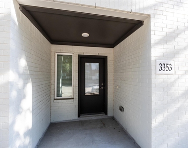 3353 Wynwood Drive - Photo Thumbnail 2