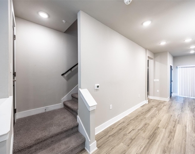 3353 Wynwood Drive - Photo Thumbnail 19