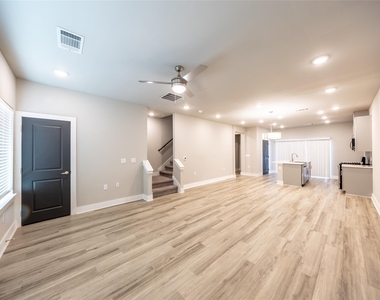 3353 Wynwood Drive - Photo Thumbnail 18