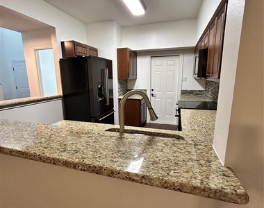 4200 Pompei Court - Photo Thumbnail 12