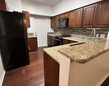 4200 Pompei Court - Photo Thumbnail 11