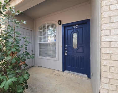 1501 Cedar Elm Drive - Photo Thumbnail 2