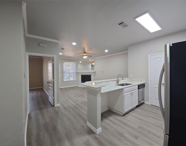 1501 Cedar Elm Drive - Photo Thumbnail 13