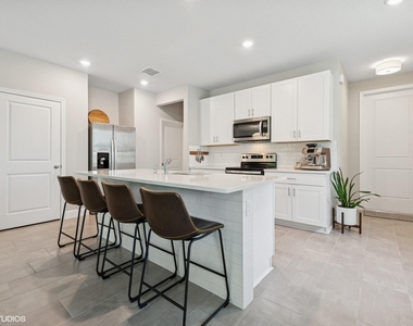 3901 Se Mentmore Lane - Photo Thumbnail 6