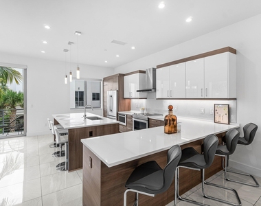 4053 Nw 17th Way - Photo Thumbnail 13