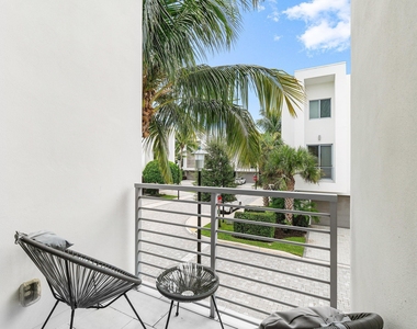 4053 Nw 17th Way - Photo Thumbnail 30
