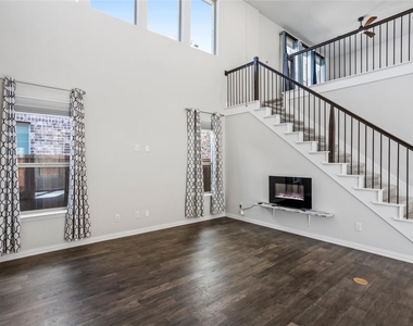 12361 Hulson Trail - Photo Thumbnail 7