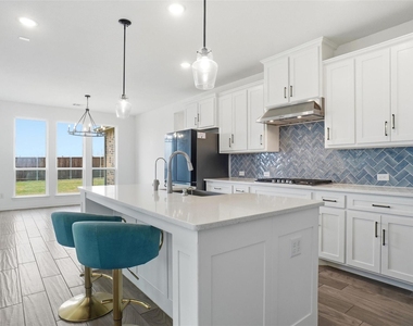 2073 Cloverfern Way - Photo Thumbnail 9