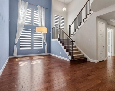 6500 Palo Alto Street - Photo Thumbnail 3