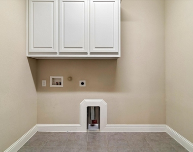 6500 Palo Alto Street - Photo Thumbnail 22