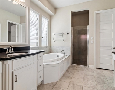 6500 Palo Alto Street - Photo Thumbnail 11
