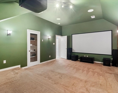 6500 Palo Alto Street - Photo Thumbnail 14
