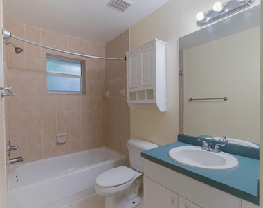 622 Lytle Street - Photo Thumbnail 24