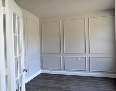 7904 Kettlewood Court - Photo Thumbnail 5