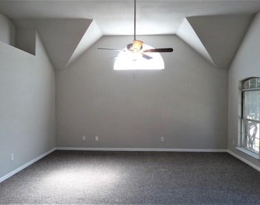 7904 Kettlewood Court - Photo Thumbnail 22