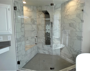 7904 Kettlewood Court - Photo Thumbnail 27
