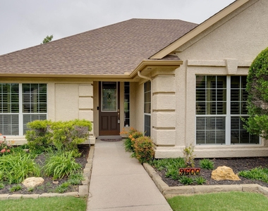 9600 Colbert Cove - Photo Thumbnail 1