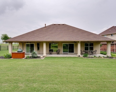 9600 Colbert Cove - Photo Thumbnail 22
