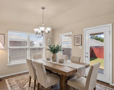 1213 Lambert Drive - Photo Thumbnail 2
