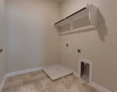 7616 Redondo Drive - Photo Thumbnail 19