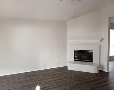 12207 China Lake Drive - Photo Thumbnail 3