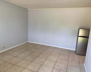 3300 Broadway Avenue - Photo Thumbnail 1