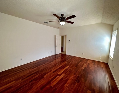 7109 Stoddard Lane - Photo Thumbnail 16