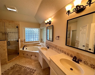 7109 Stoddard Lane - Photo Thumbnail 17