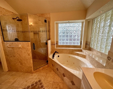 7109 Stoddard Lane - Photo Thumbnail 18