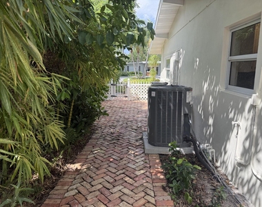 228 Lake Terrace - Photo Thumbnail 22