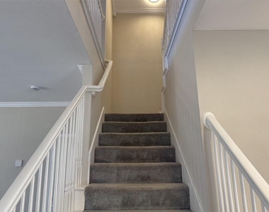 3204 Windridge Lane - Photo Thumbnail 27