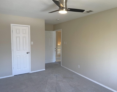 3204 Windridge Lane - Photo Thumbnail 19