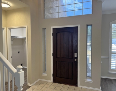 3204 Windridge Lane - Photo Thumbnail 2