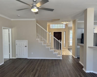 3204 Windridge Lane - Photo Thumbnail 12