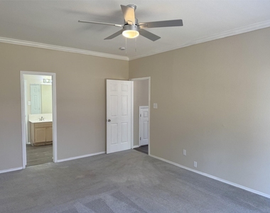 3204 Windridge Lane - Photo Thumbnail 14
