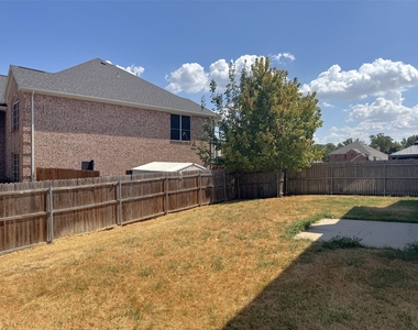 3204 Windridge Lane - Photo Thumbnail 29
