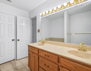 2114 Lattimore Street - Photo Thumbnail 9