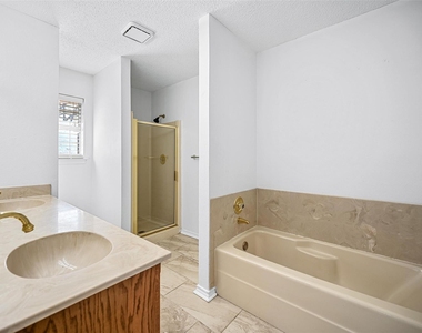 2114 Lattimore Street - Photo Thumbnail 10
