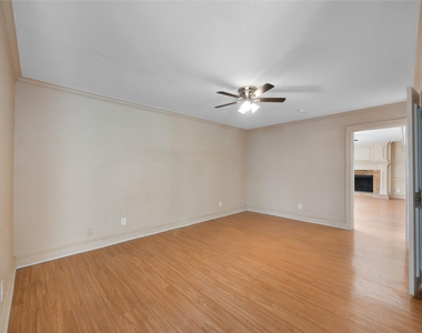 2708 Oak Grove Drive - Photo Thumbnail 20