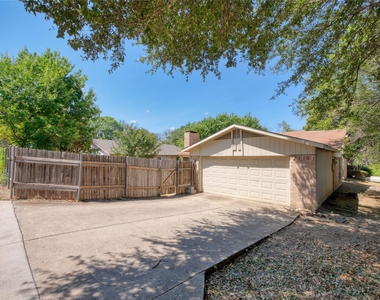 2708 Oak Grove Drive - Photo Thumbnail 27