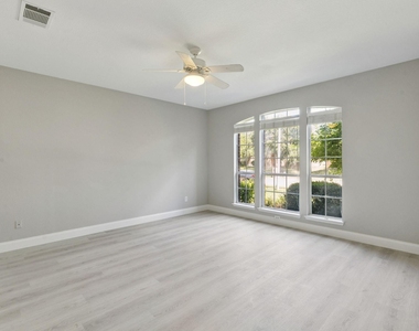 1514 Summerside Drive - Photo Thumbnail 17