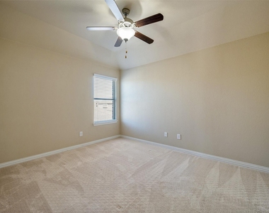 12201 Candle Island Drive - Photo Thumbnail 22