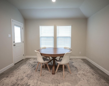 725 Golden Gate Park Road - Photo Thumbnail 30