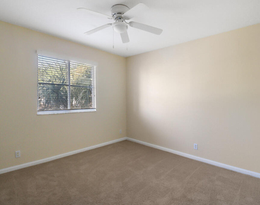 6688 Lurais Drive - Photo Thumbnail 16